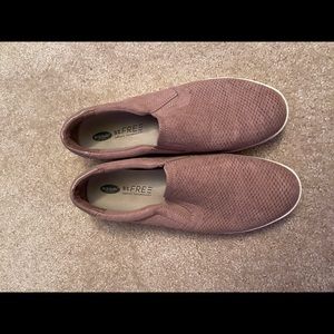 Super comfy only worn a few times